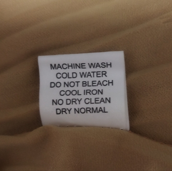 [5x$20] New Mustard Pleated Asymmetrical Skirt / Size XL - Picture 6 of 7